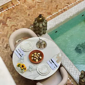  Riad El Khaeir - Piscine, Hamam &